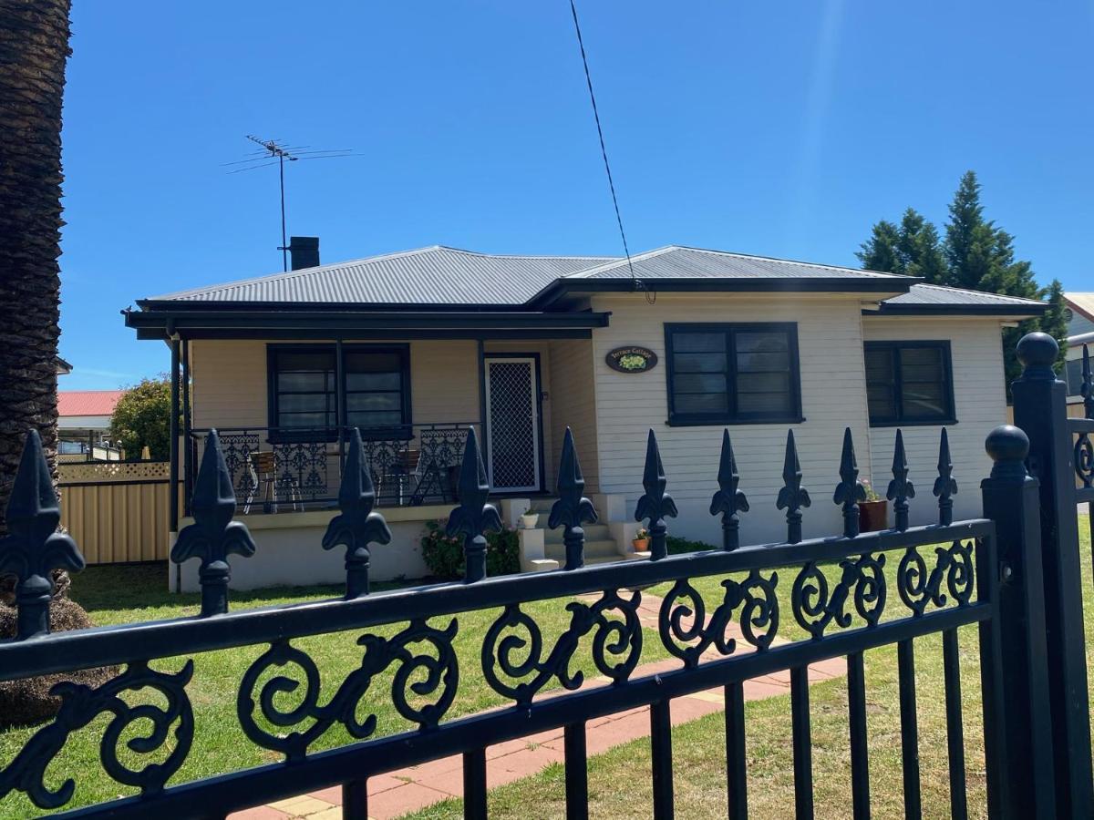 Inverell Terrace Motor Lodge Eksteriør bilde